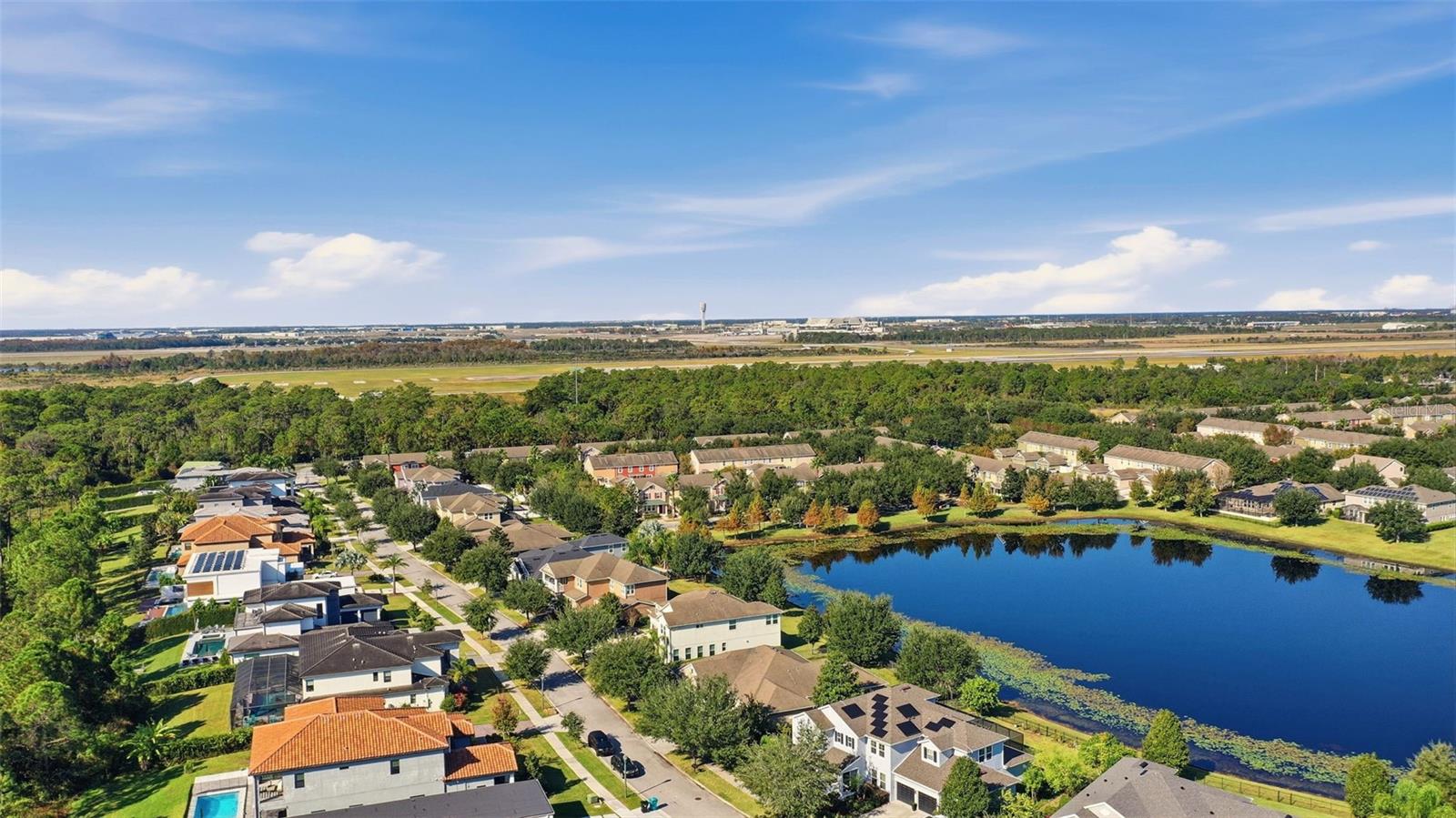 WATERS EDGE/LK NONA UN 01 - Residential