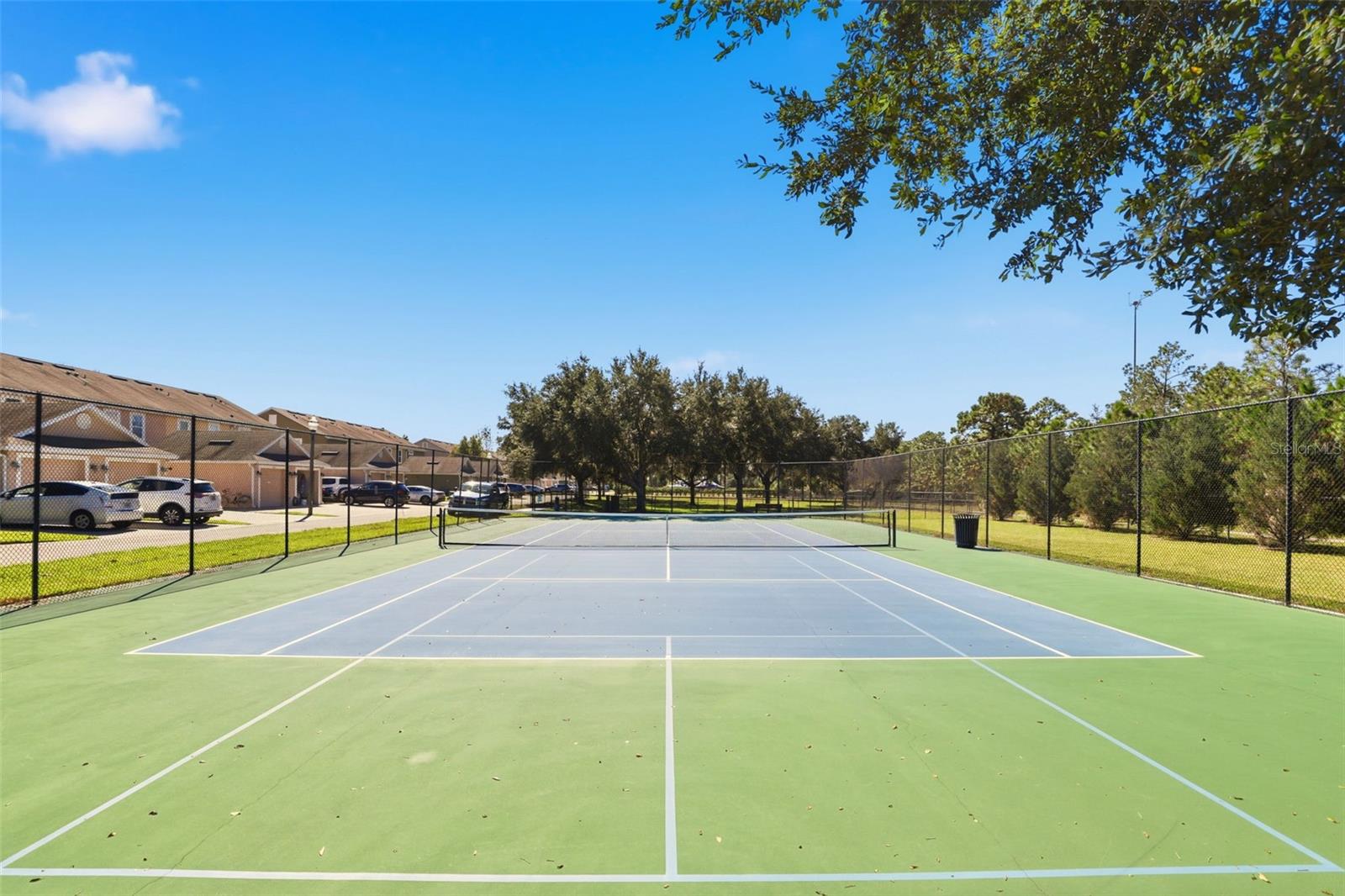 WATERS EDGE/LK NONA UN 01 - Residential