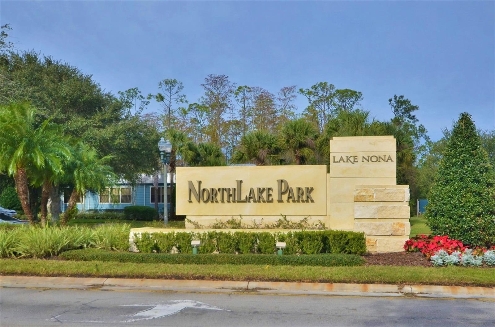 WATERS EDGE/LK NONA UN 01 - Residential