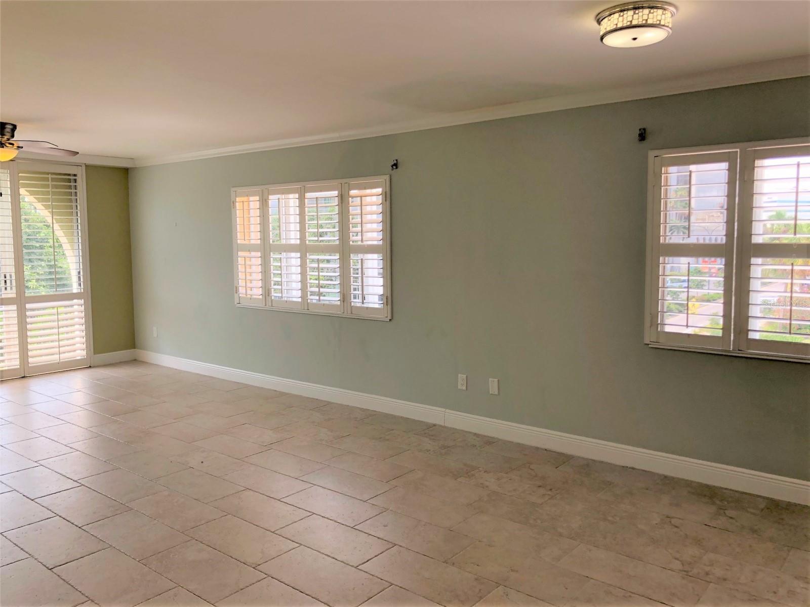 ST REGIS - Residential Lease