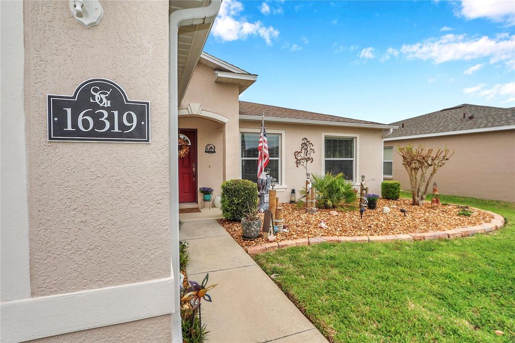 Photo of 16319 SW 13th Terrace, Ocala, FL 34473 (MLS # OM721503)