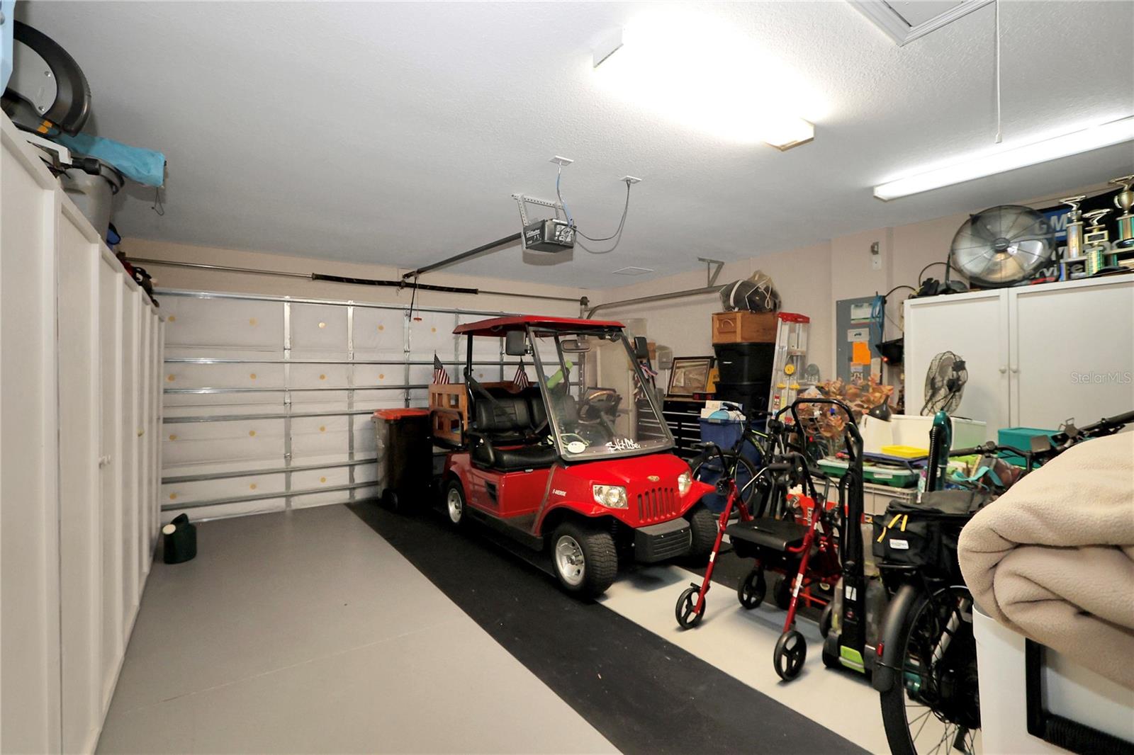 SUMMERGLEN - Residential