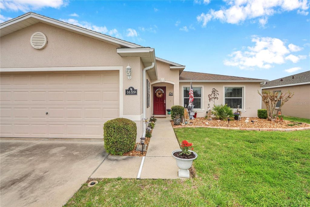 Photo of 16319 SW 13th Terrace, Ocala, FL 34473 (MLS # OM721503)