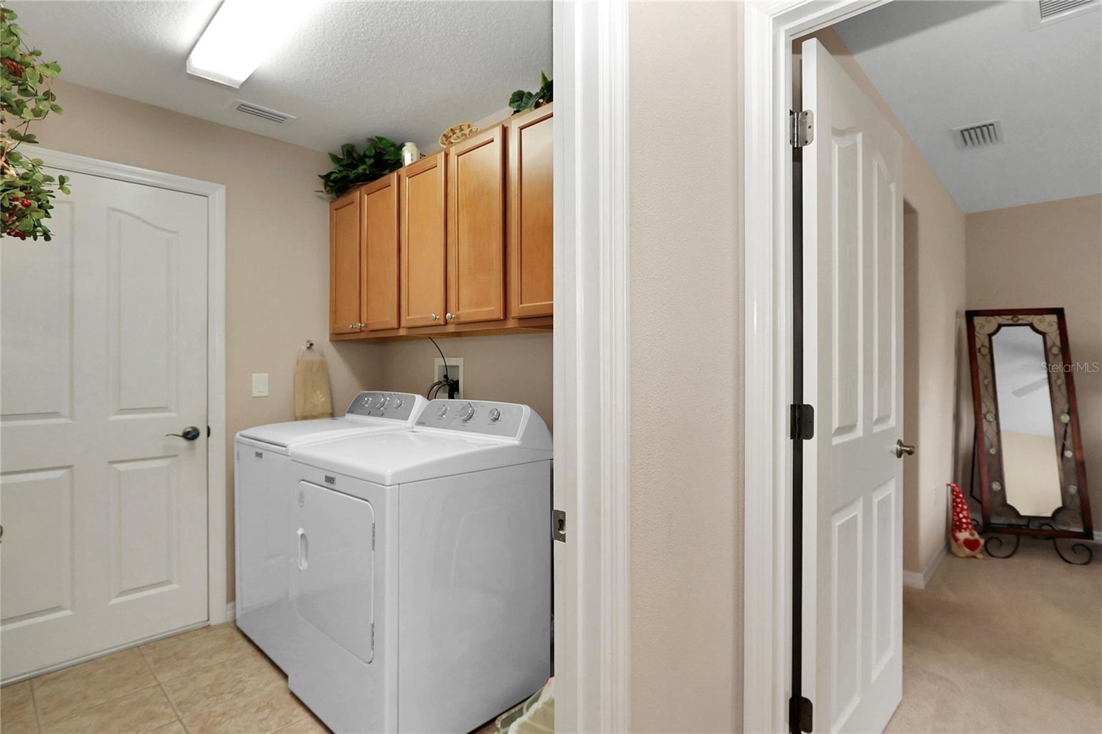 SUMMERGLEN - Residential