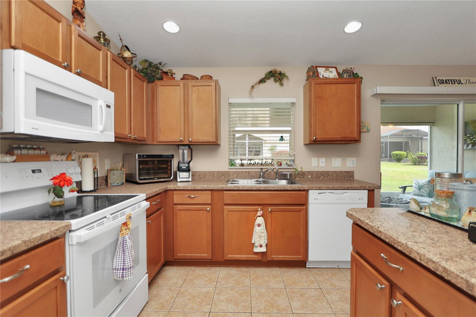 SUMMERGLEN - Residential