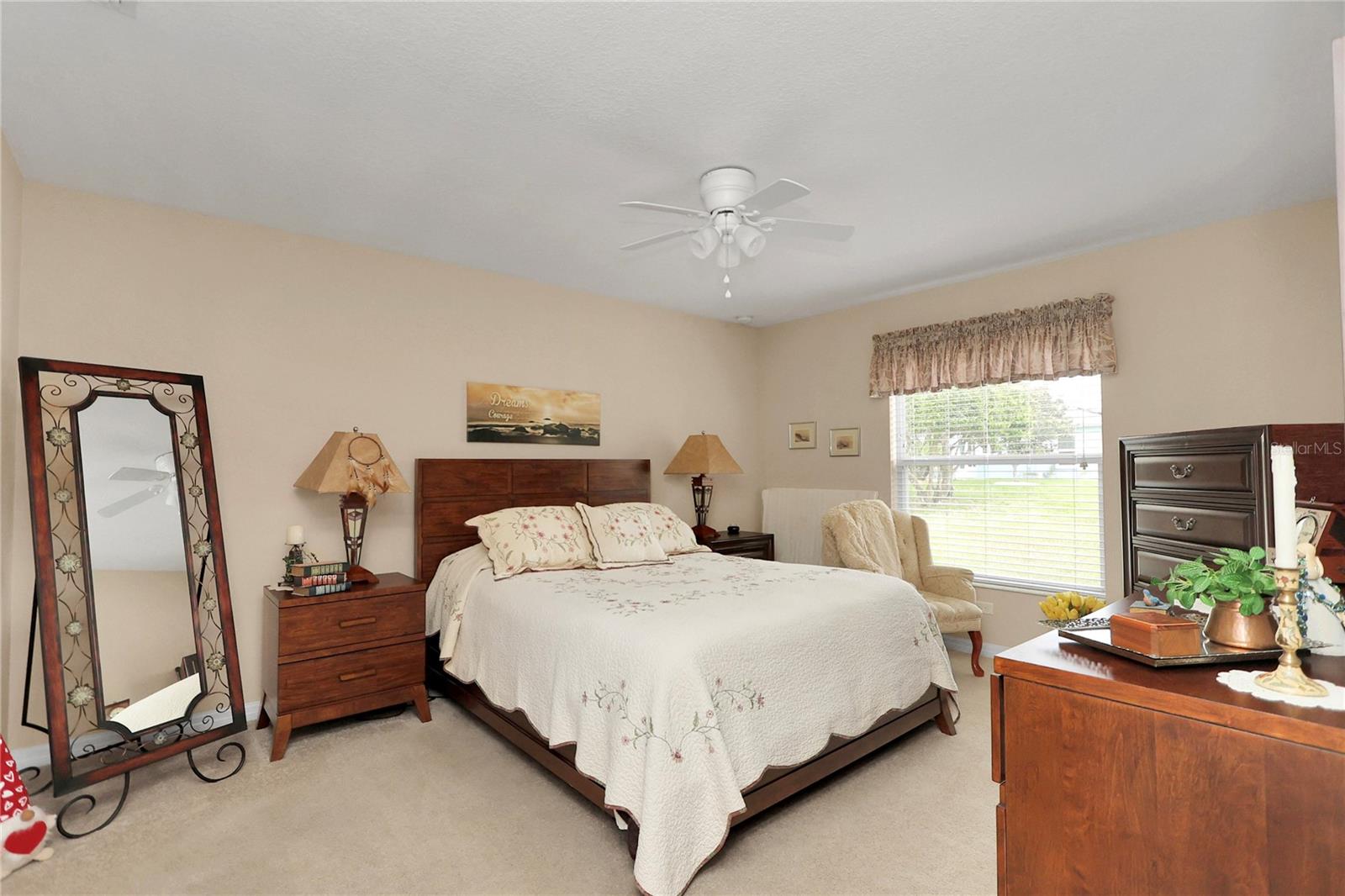 SUMMERGLEN - Residential