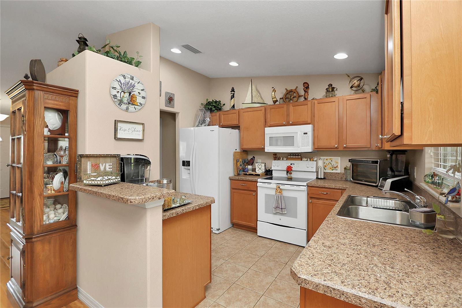 SUMMERGLEN - Residential