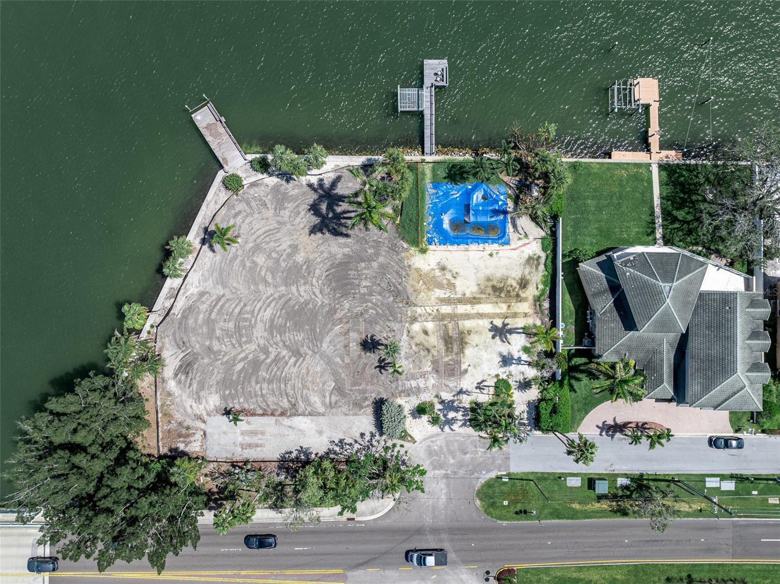 1 PARADISE LANE