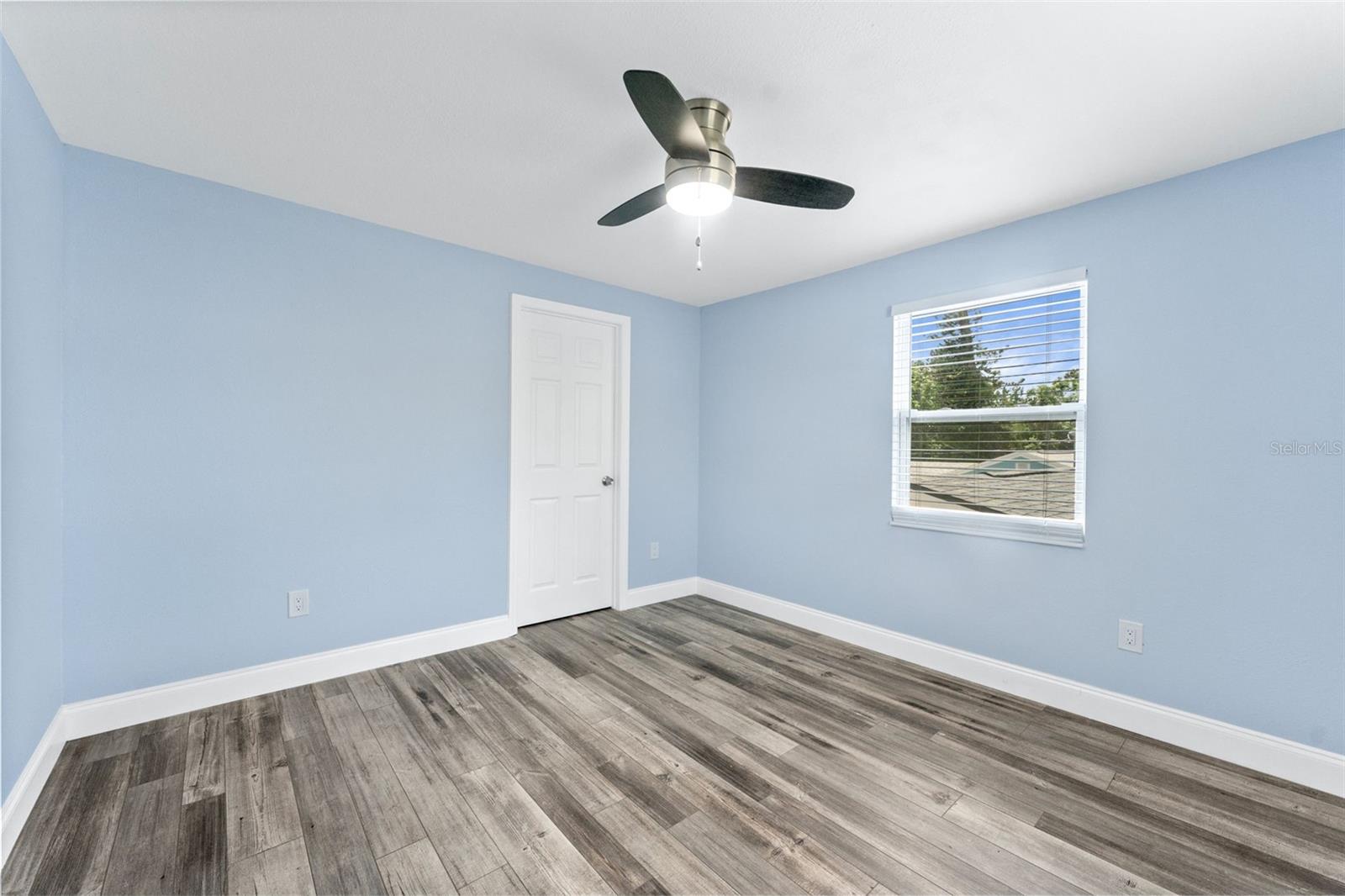 PINE GROVE - Residential