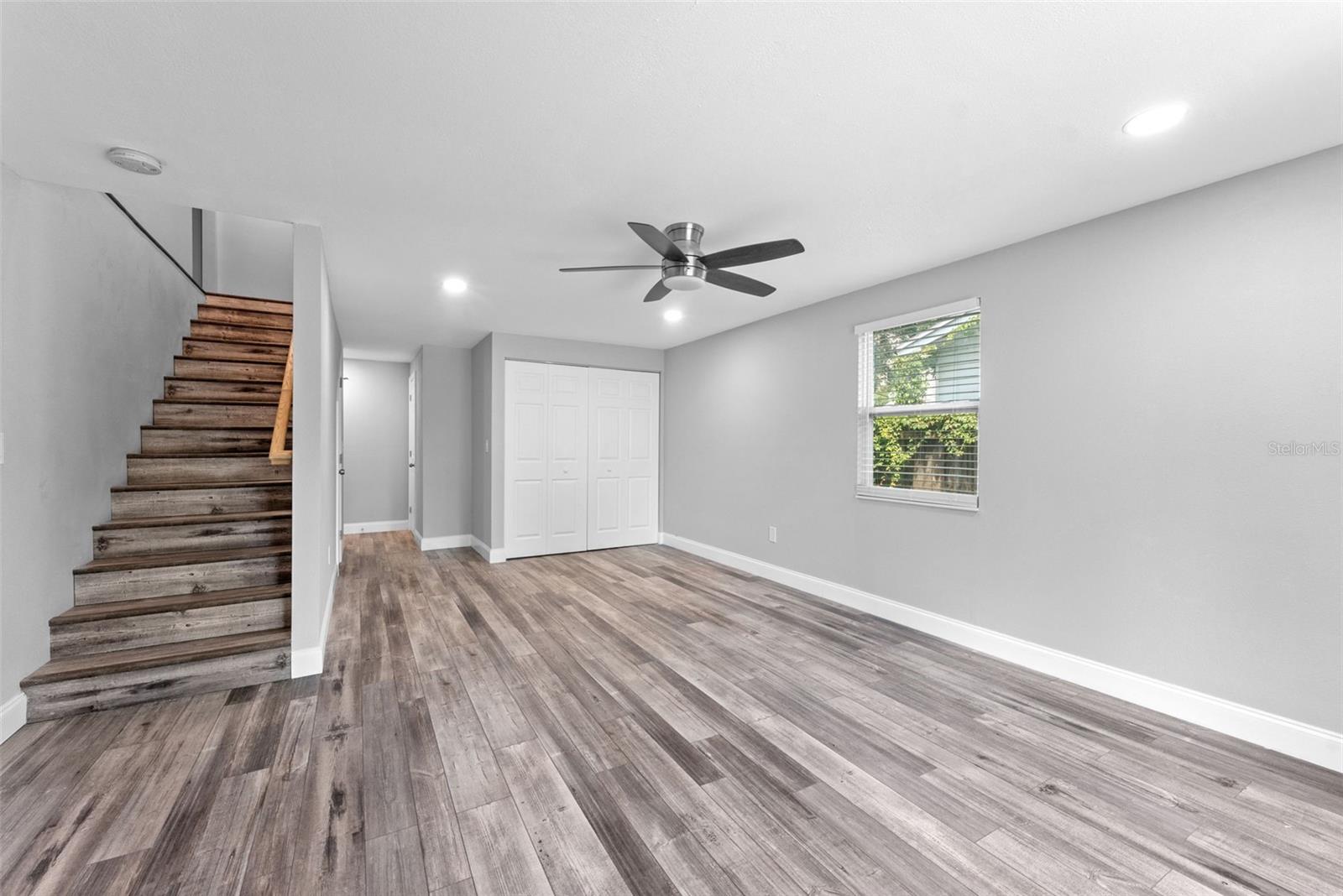 PINE GROVE - Residential