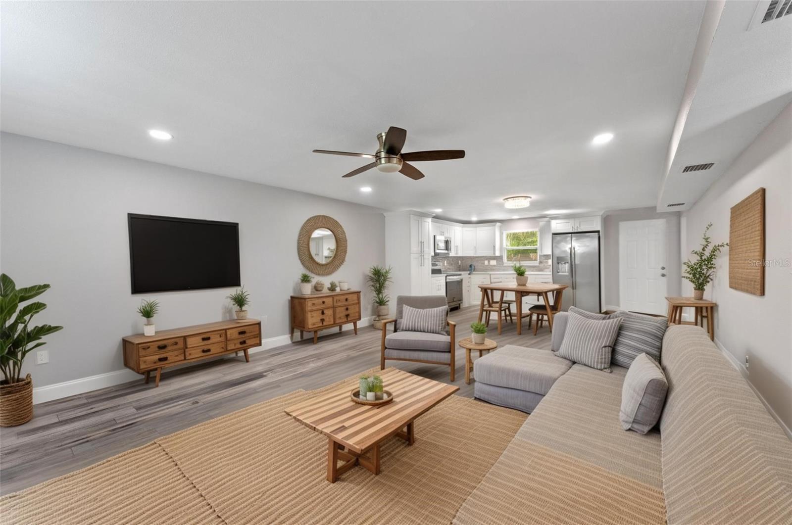 5105 TANGERINE AVENUE S