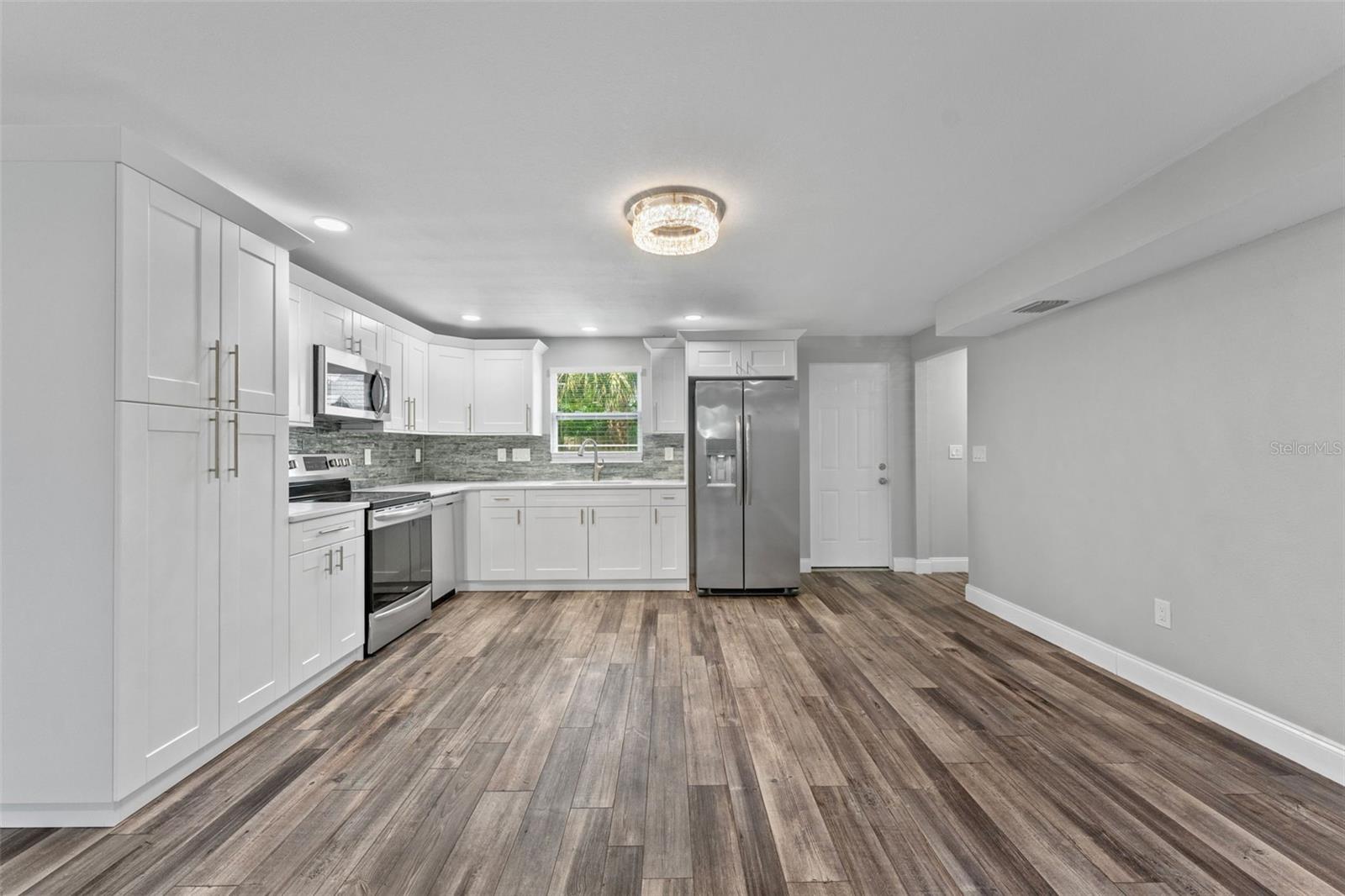 PINE GROVE - Residential