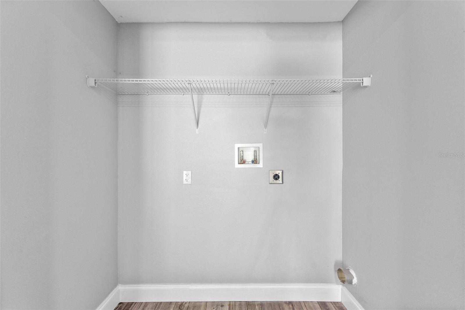 PINE GROVE - Residential