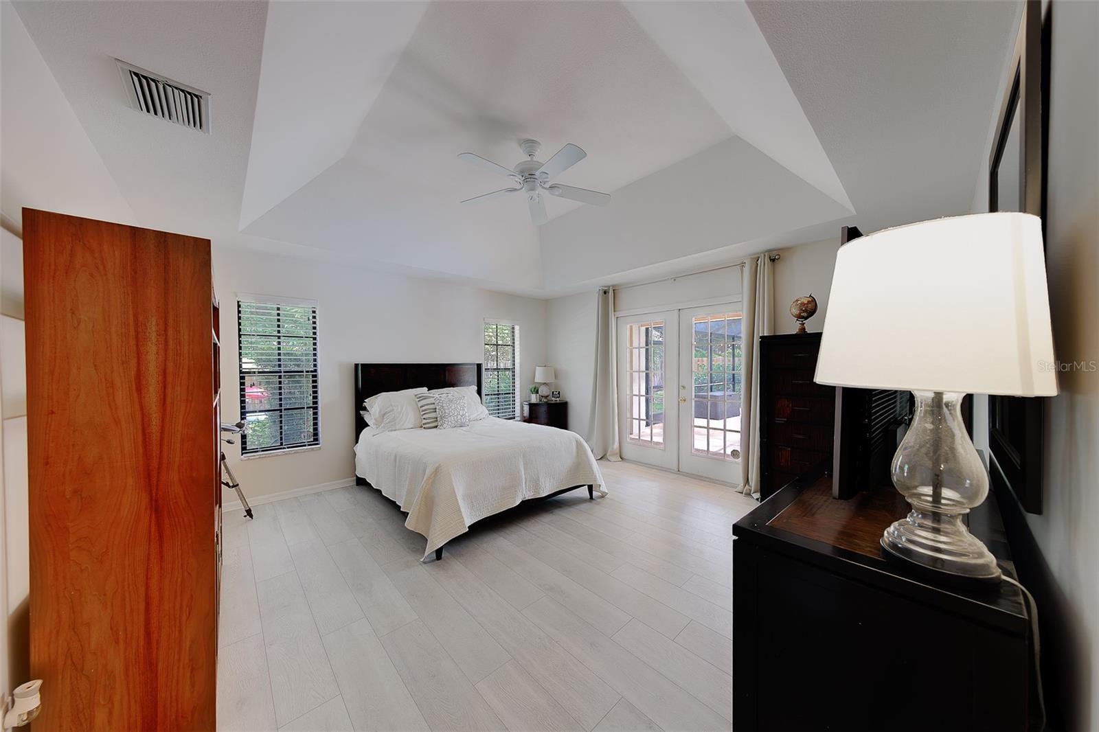BARRINGTON OAKS WEST - Residential