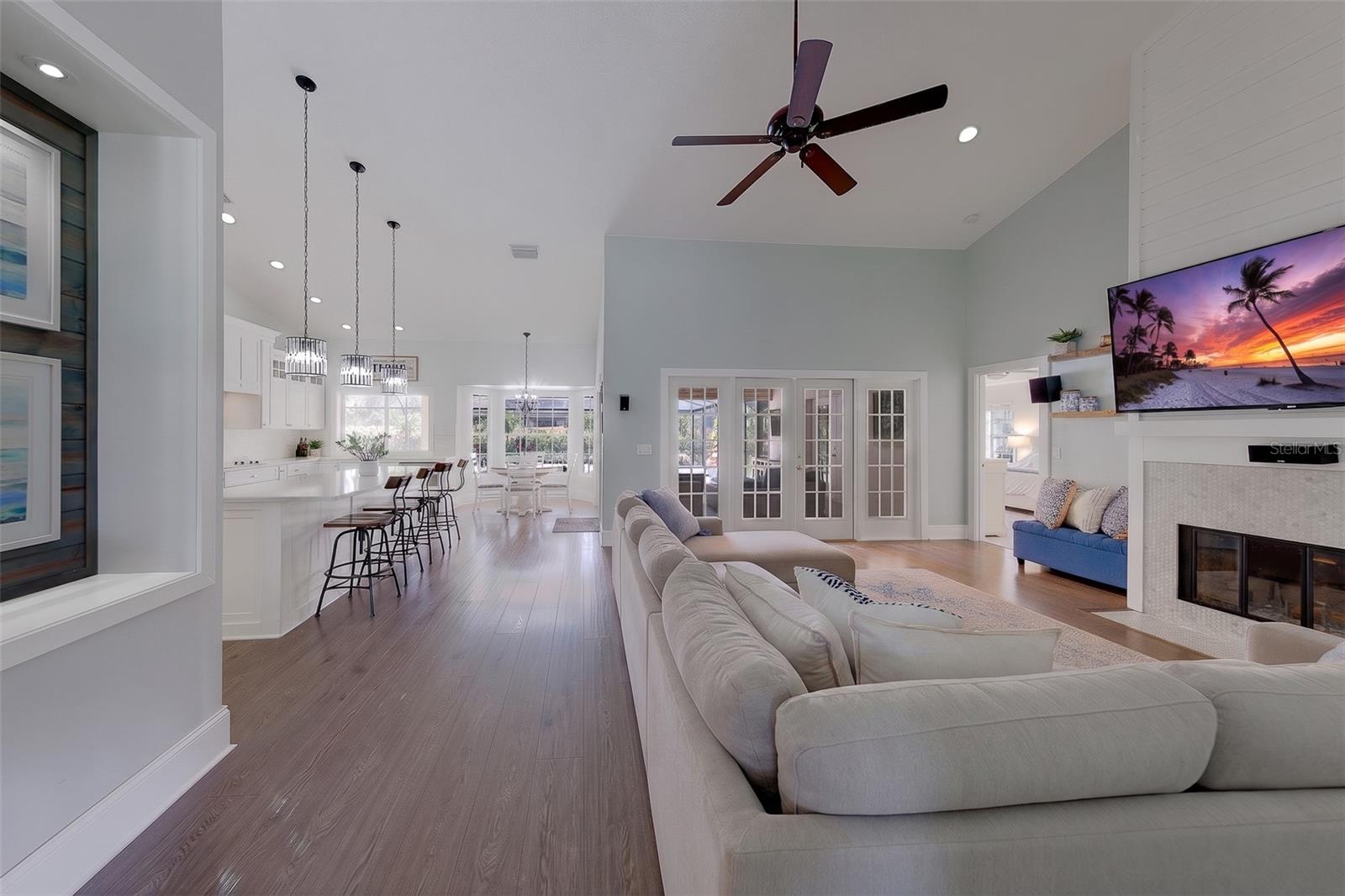 BARRINGTON OAKS WEST - Residential