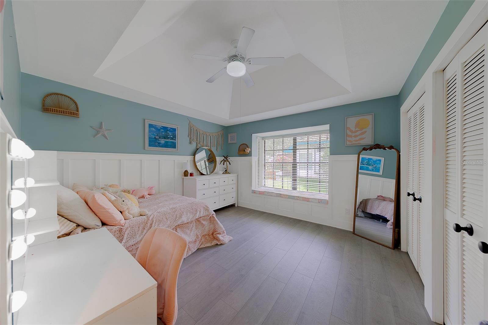 BARRINGTON OAKS WEST - Residential