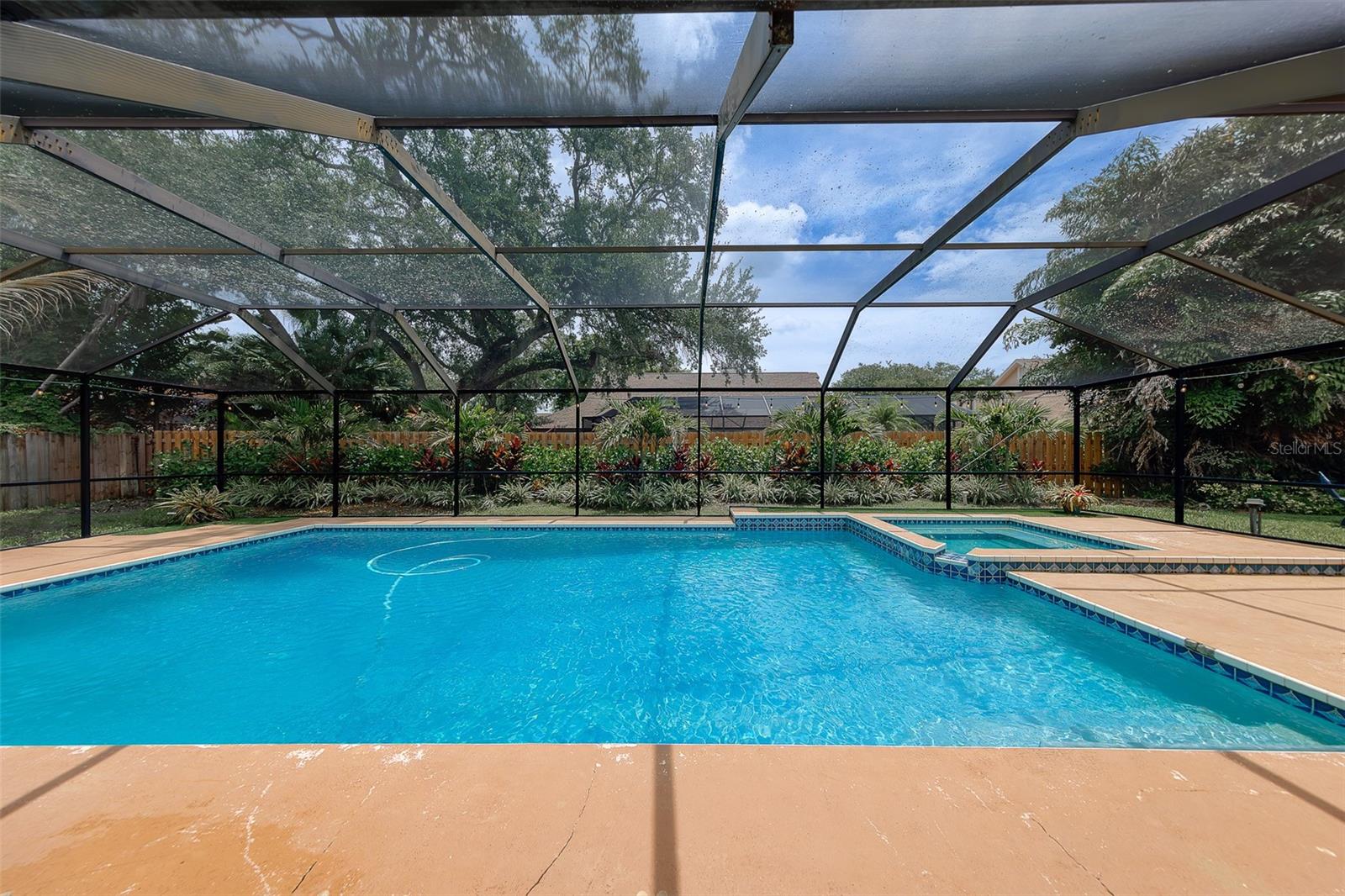 BARRINGTON OAKS WEST - Residential