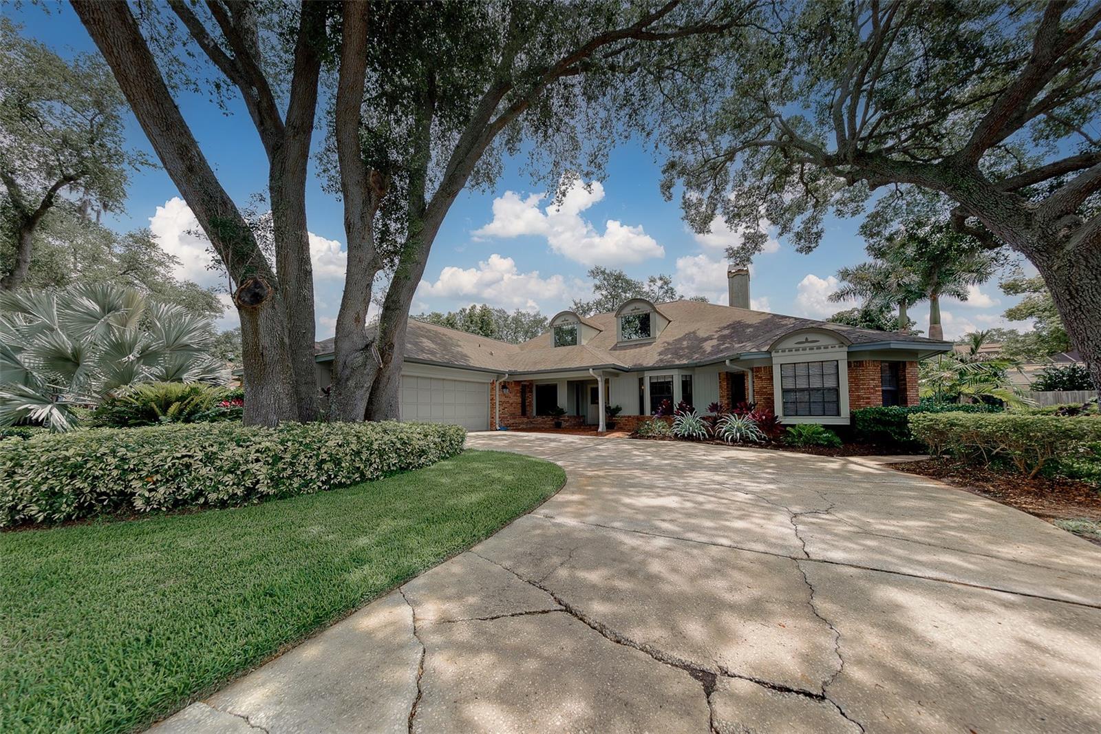 BARRINGTON OAKS WEST - Residential