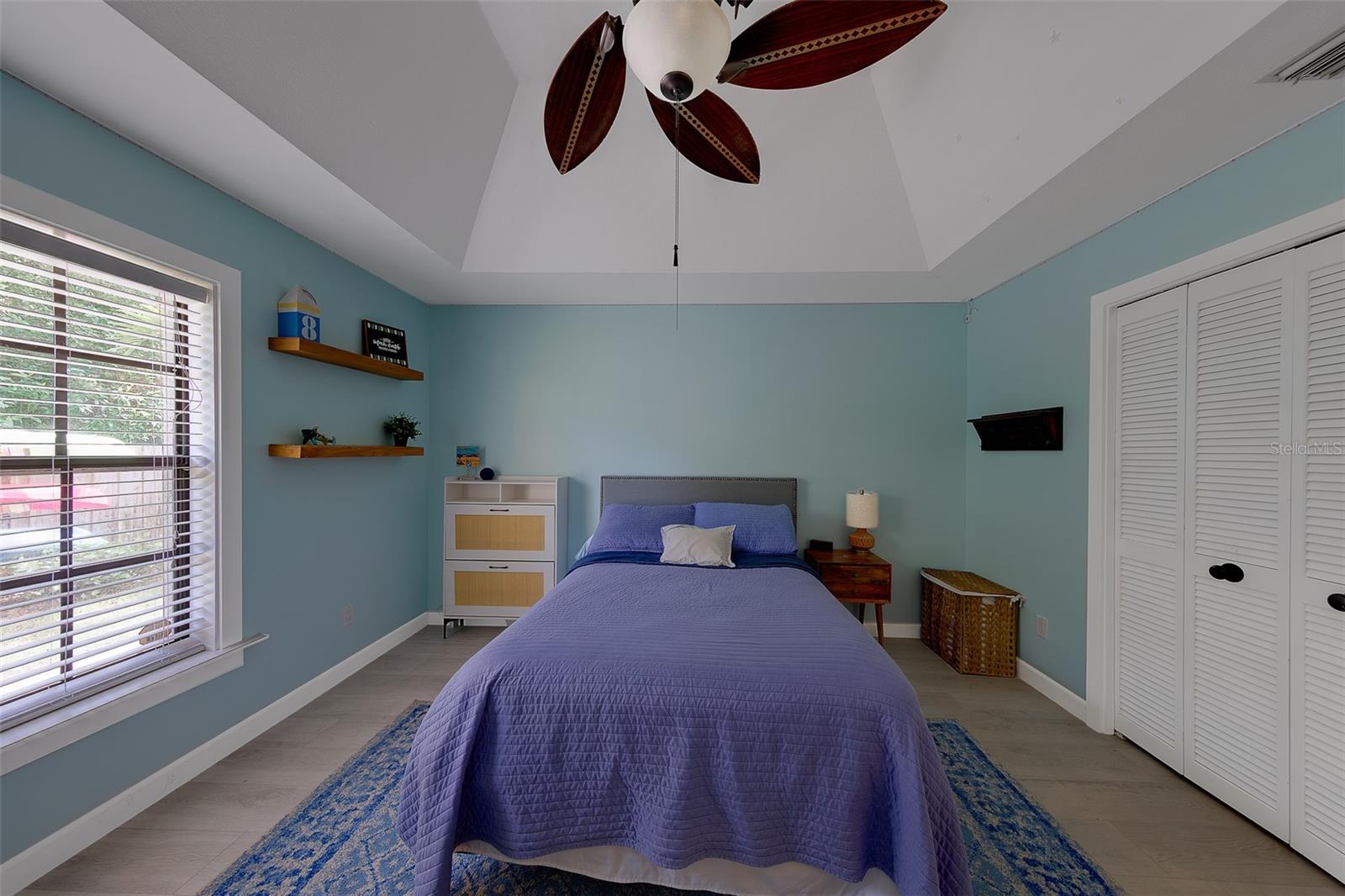 BARRINGTON OAKS WEST - Residential