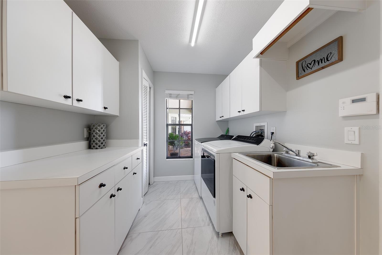 BARRINGTON OAKS WEST - Residential