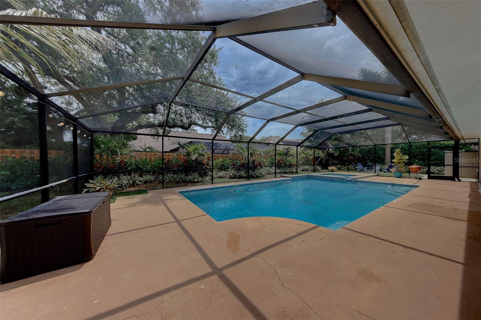 BARRINGTON OAKS WEST - Residential