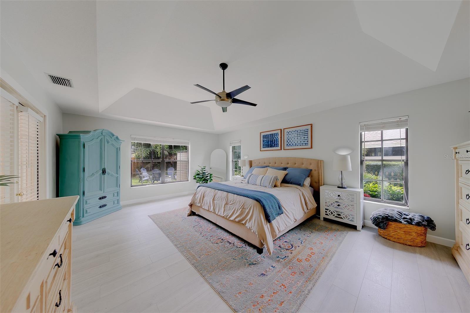 BARRINGTON OAKS WEST - Residential