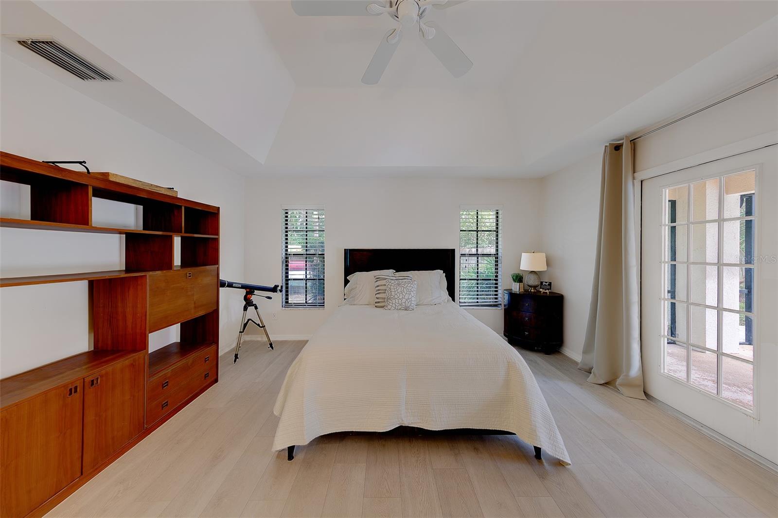 BARRINGTON OAKS WEST - Residential