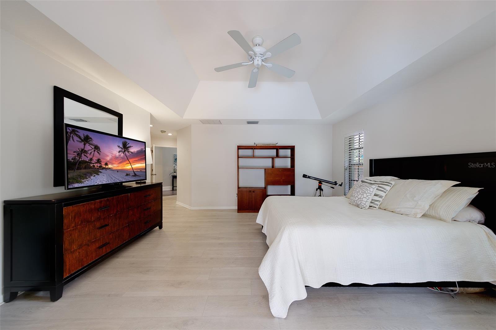 BARRINGTON OAKS WEST - Residential