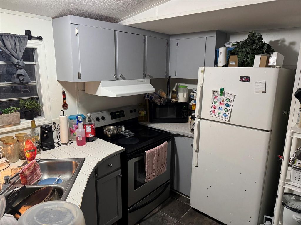 Photo of 18110 Spangler Avenue, Brooksville, FL 34604 (MLS # TB8476394)