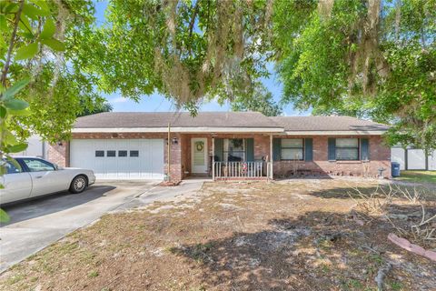 Photo of 112 Sandburg Lane, Winter Haven, FL 33884 (MLS # O6397818)
