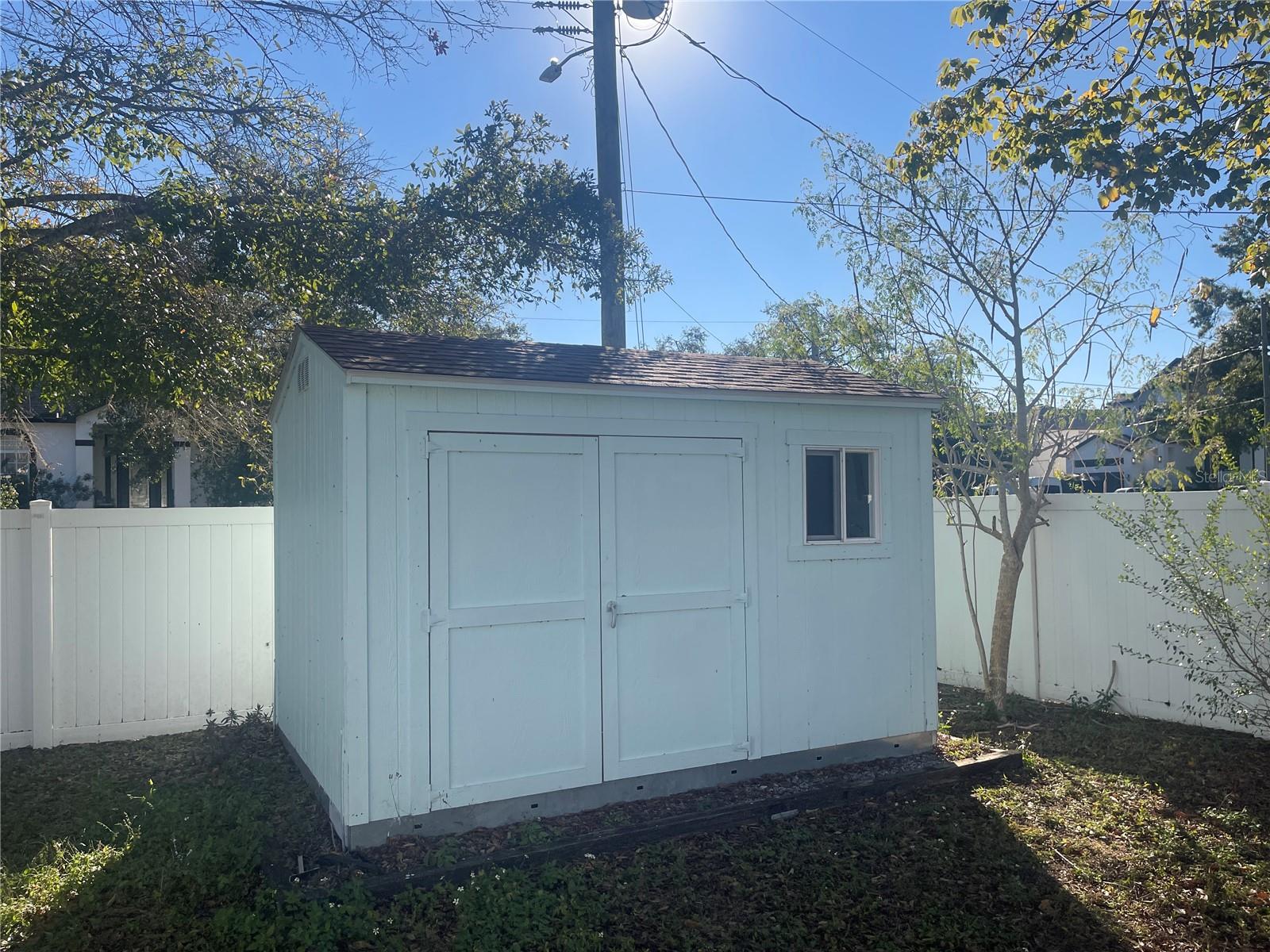 BAYHILL ESTATES - Residential Lease