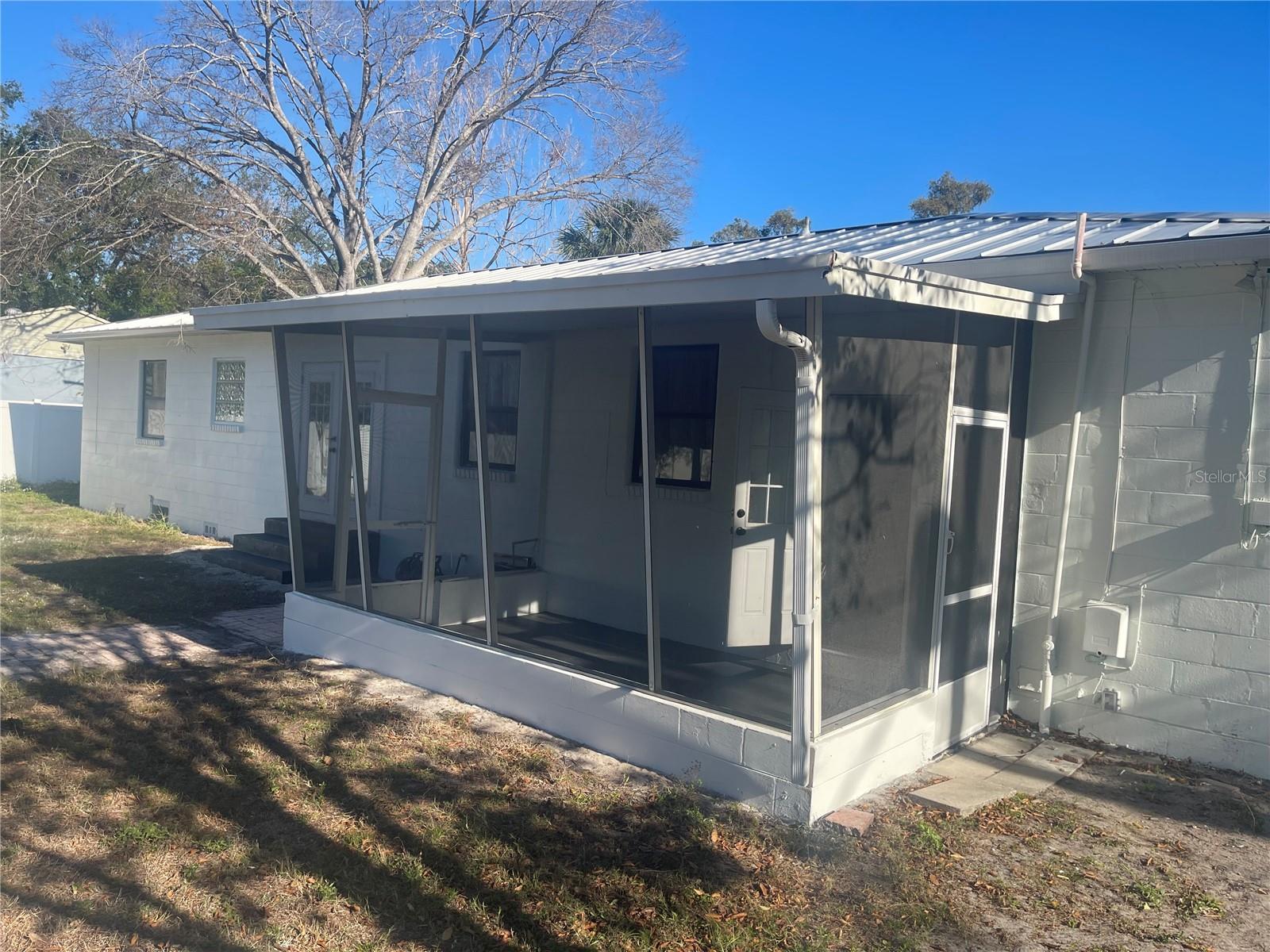 BAYHILL ESTATES - Residential Lease