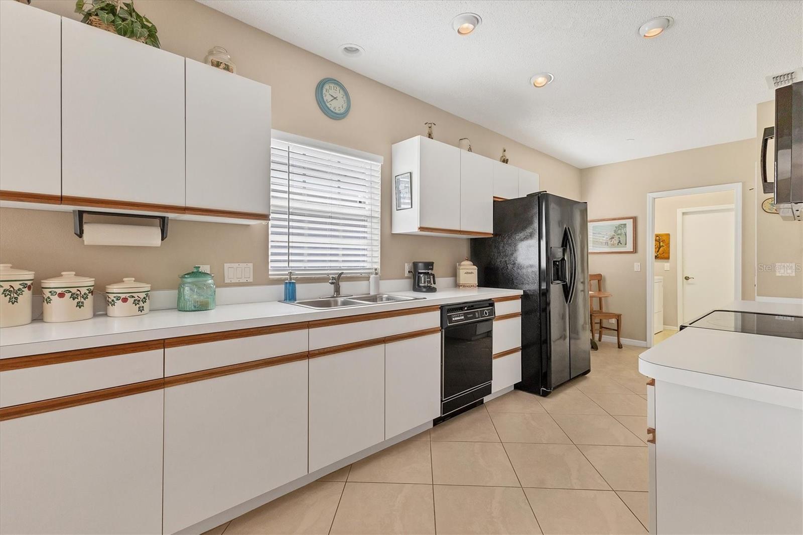 WATERFORD/COLONY PLACE - Residential