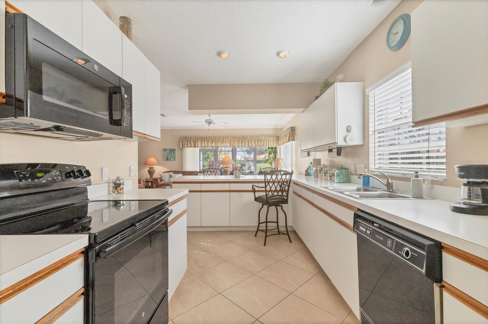 WATERFORD/COLONY PLACE - Residential
