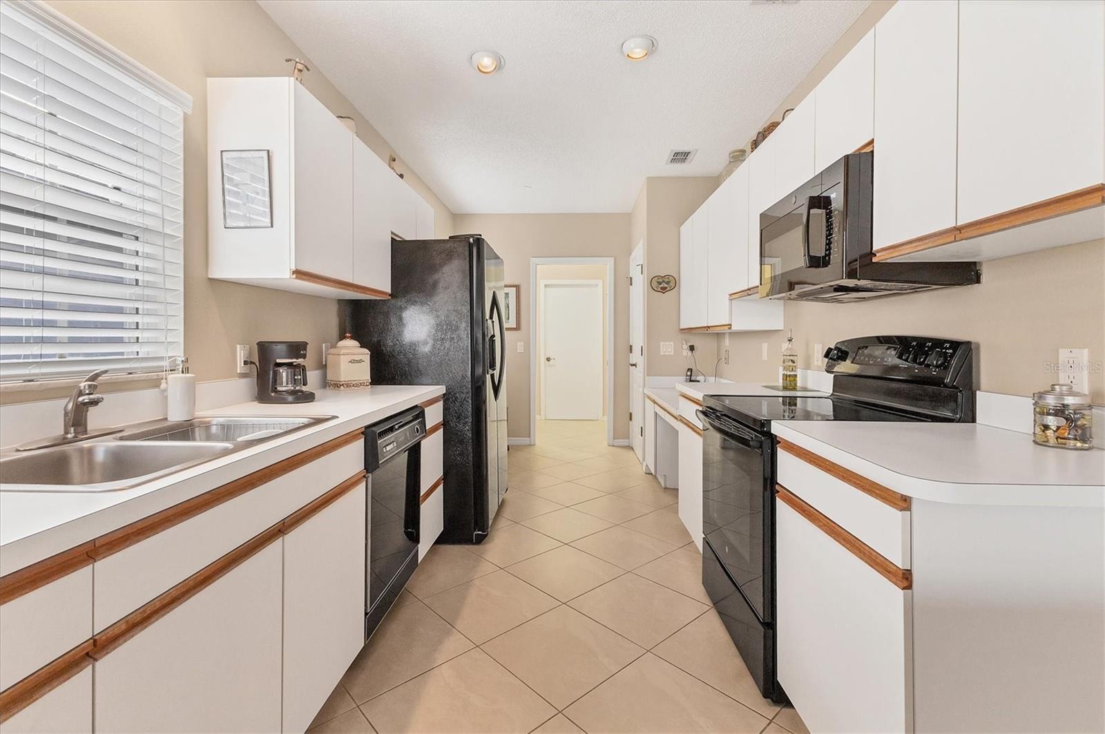 WATERFORD/COLONY PLACE - Residential