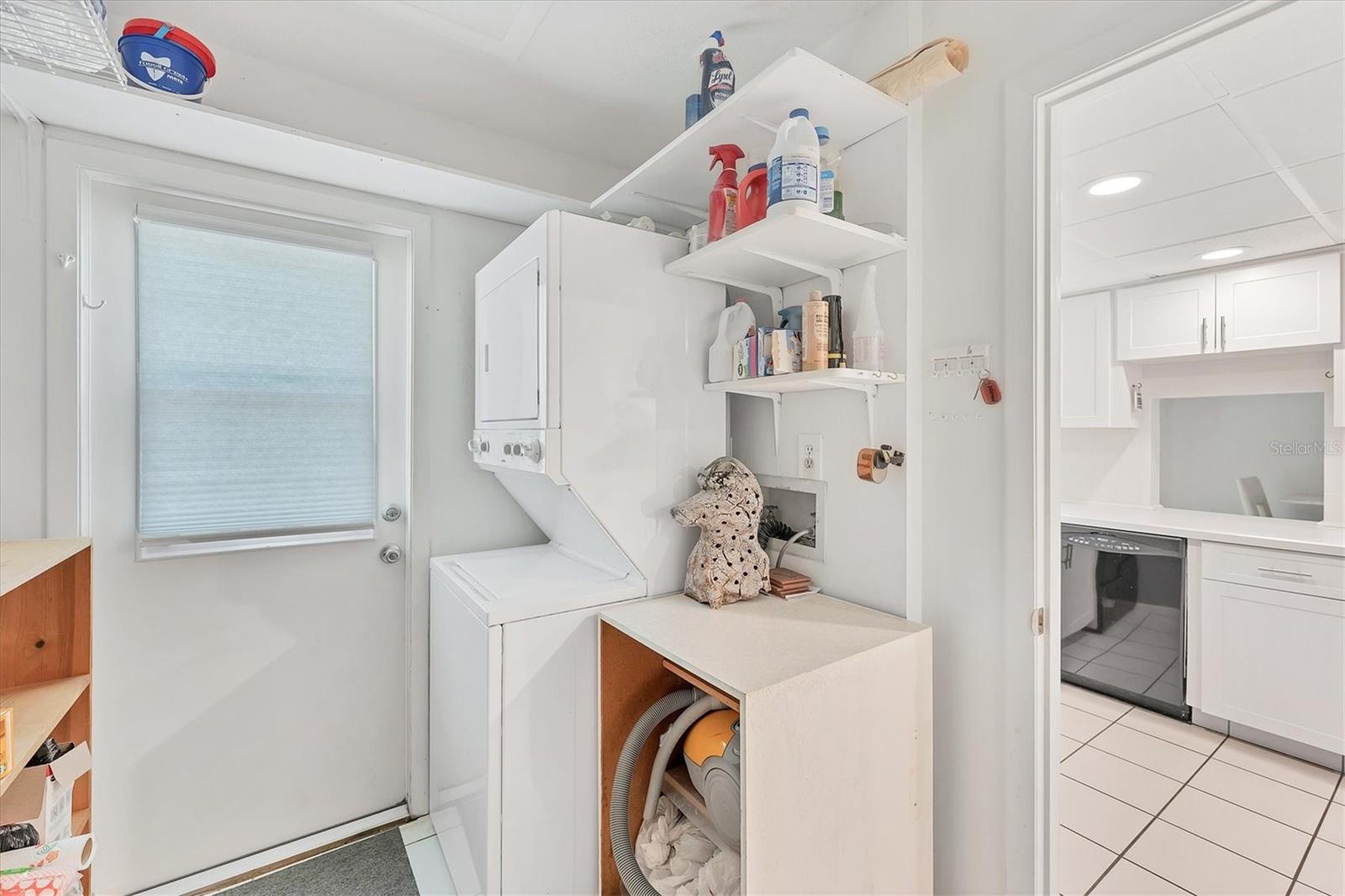 SUTTON PLACE - Residential