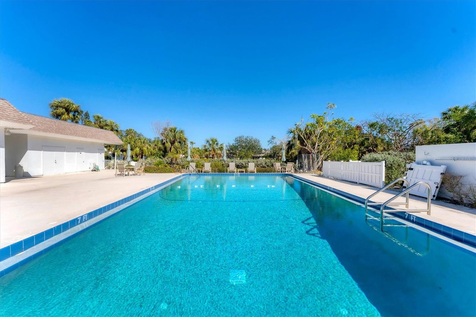 SUTTON PLACE - Residential