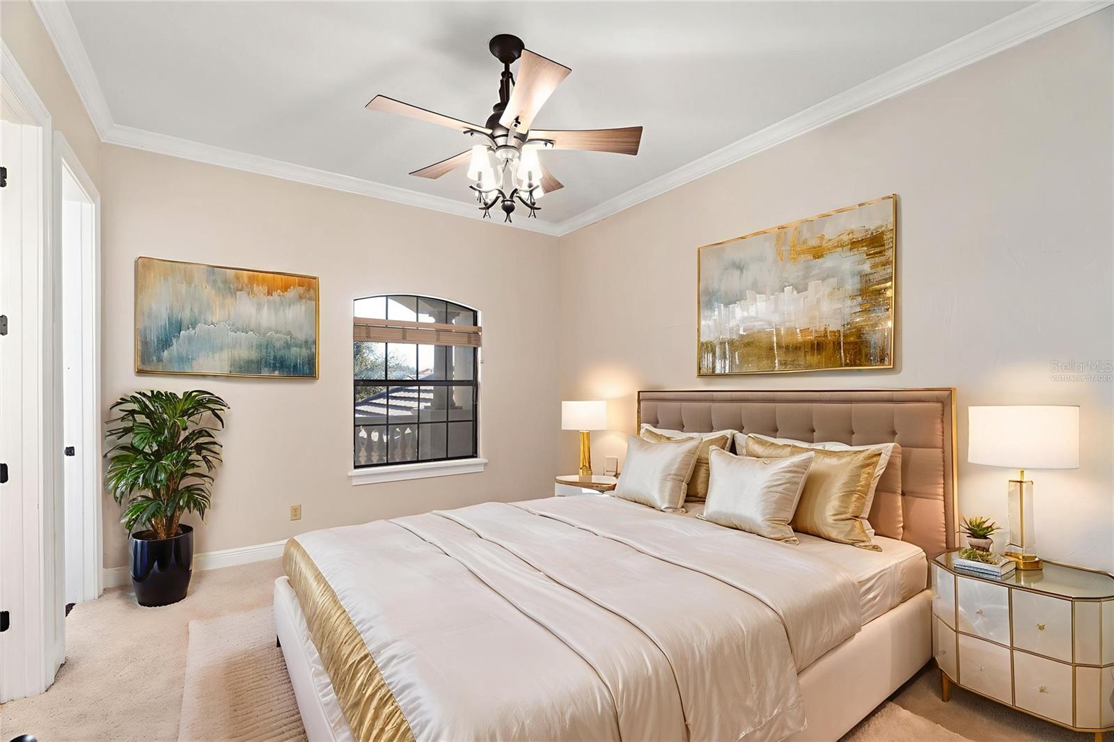 KEENES POINTE - Residential