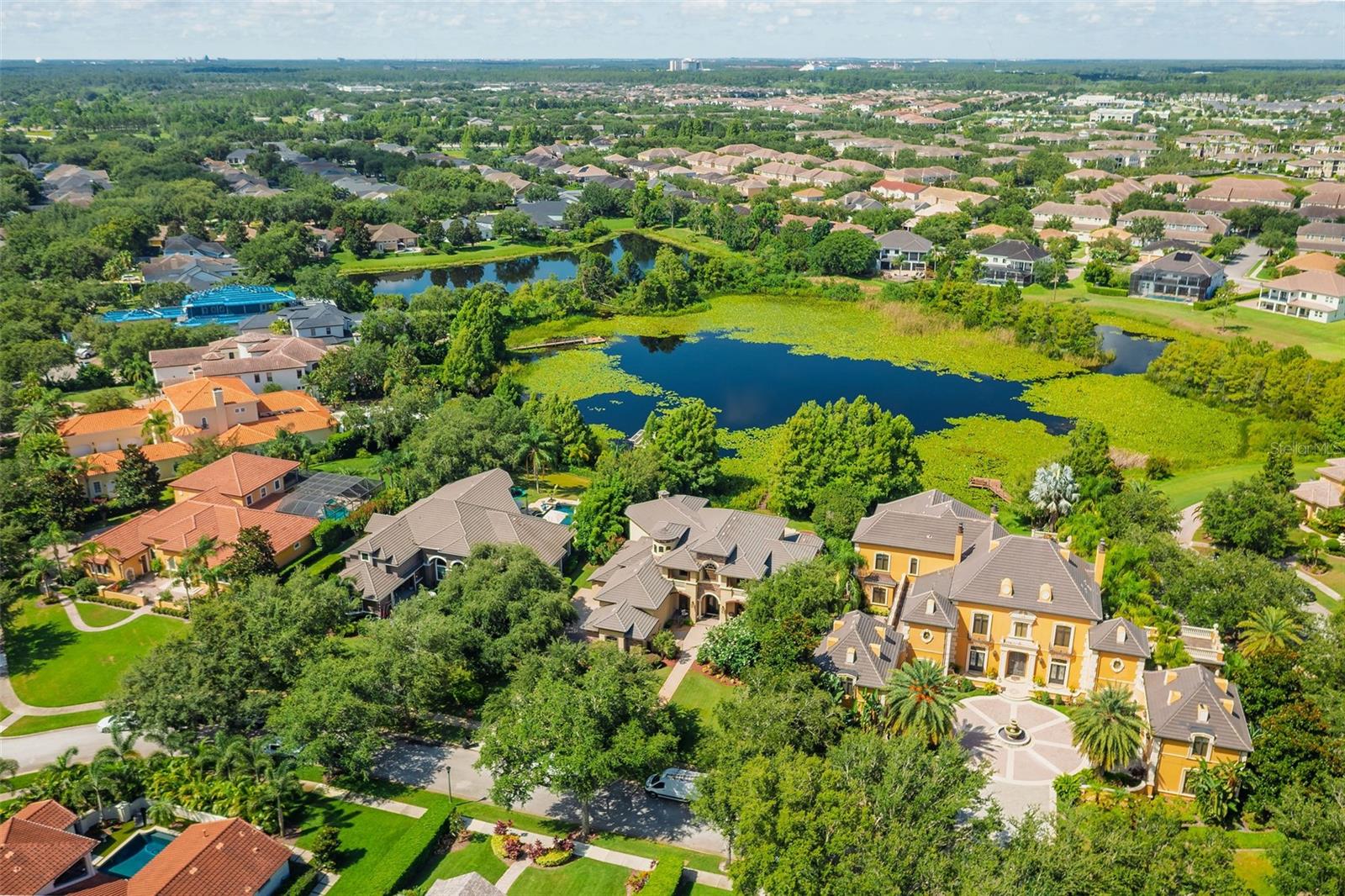 KEENES POINTE - Residential