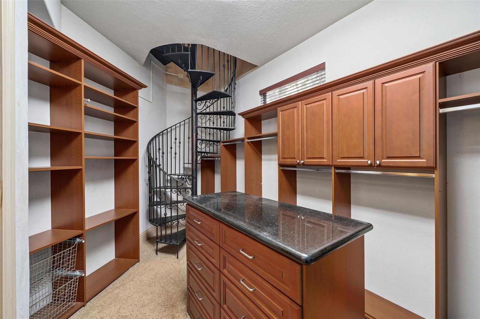 KEENES POINTE - Residential