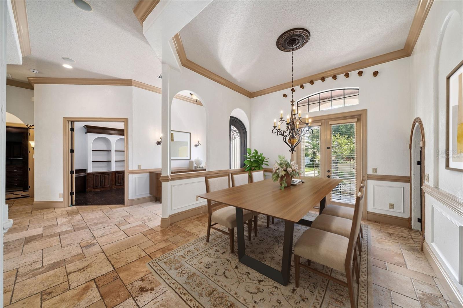 8402 LAKE BURDEN CIRCLE