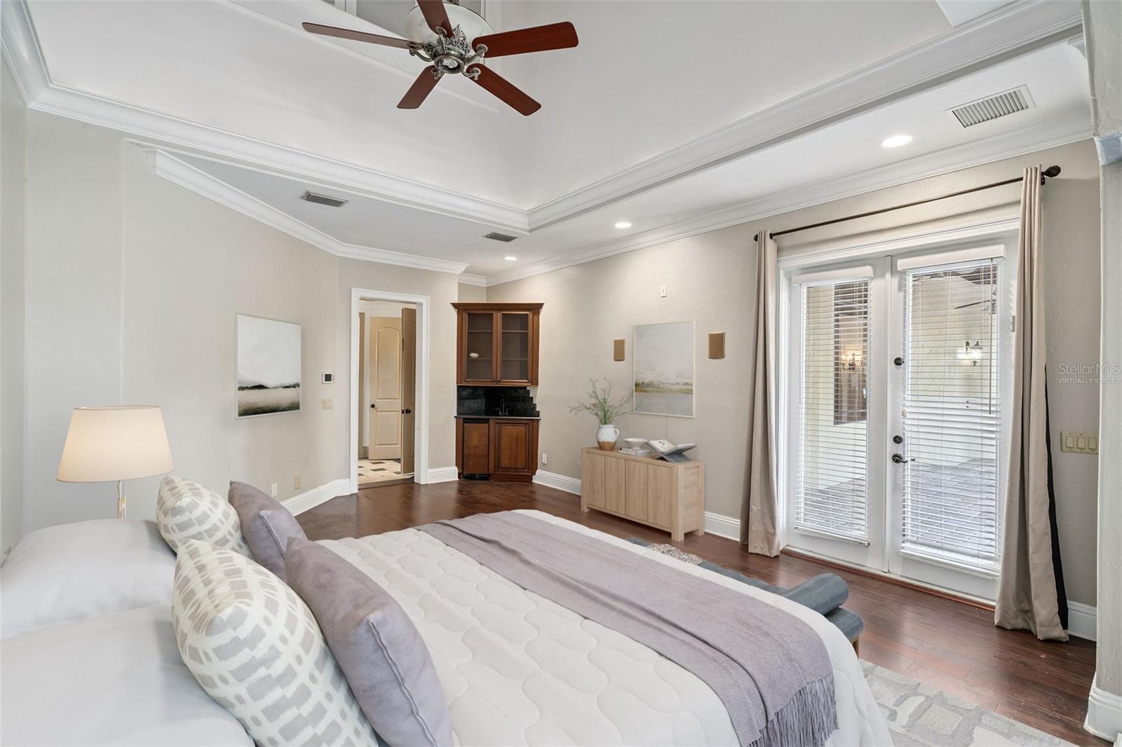 KEENES POINTE - Residential