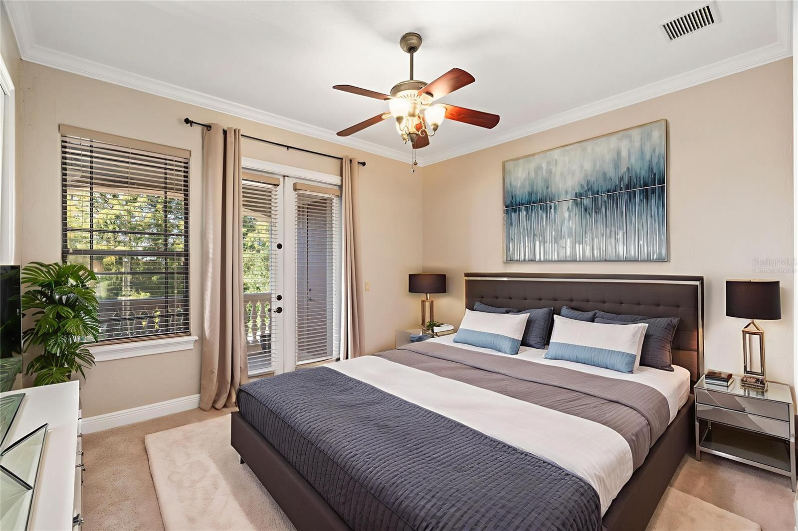 KEENES POINTE - Residential