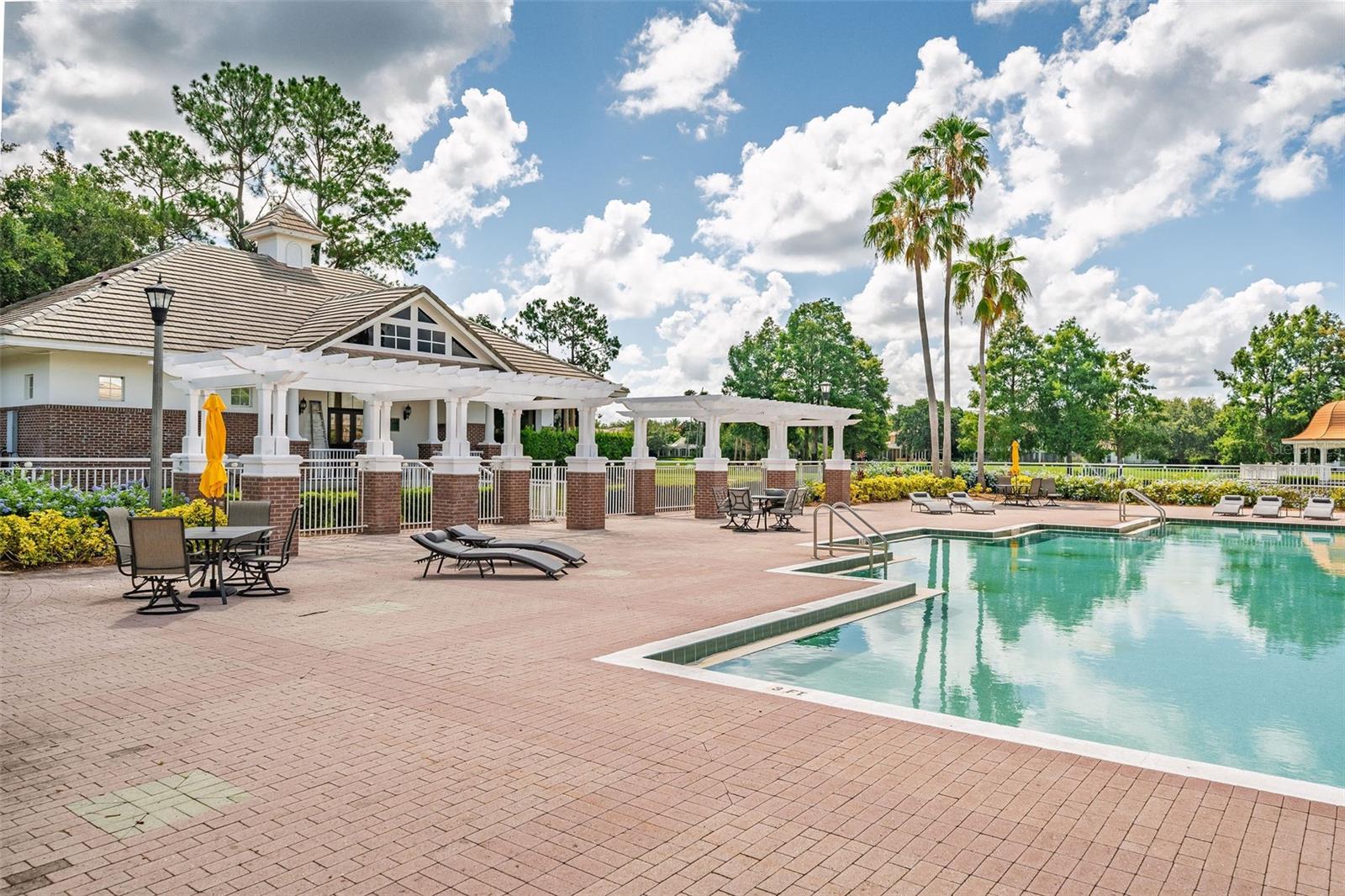 KEENES POINTE - Residential