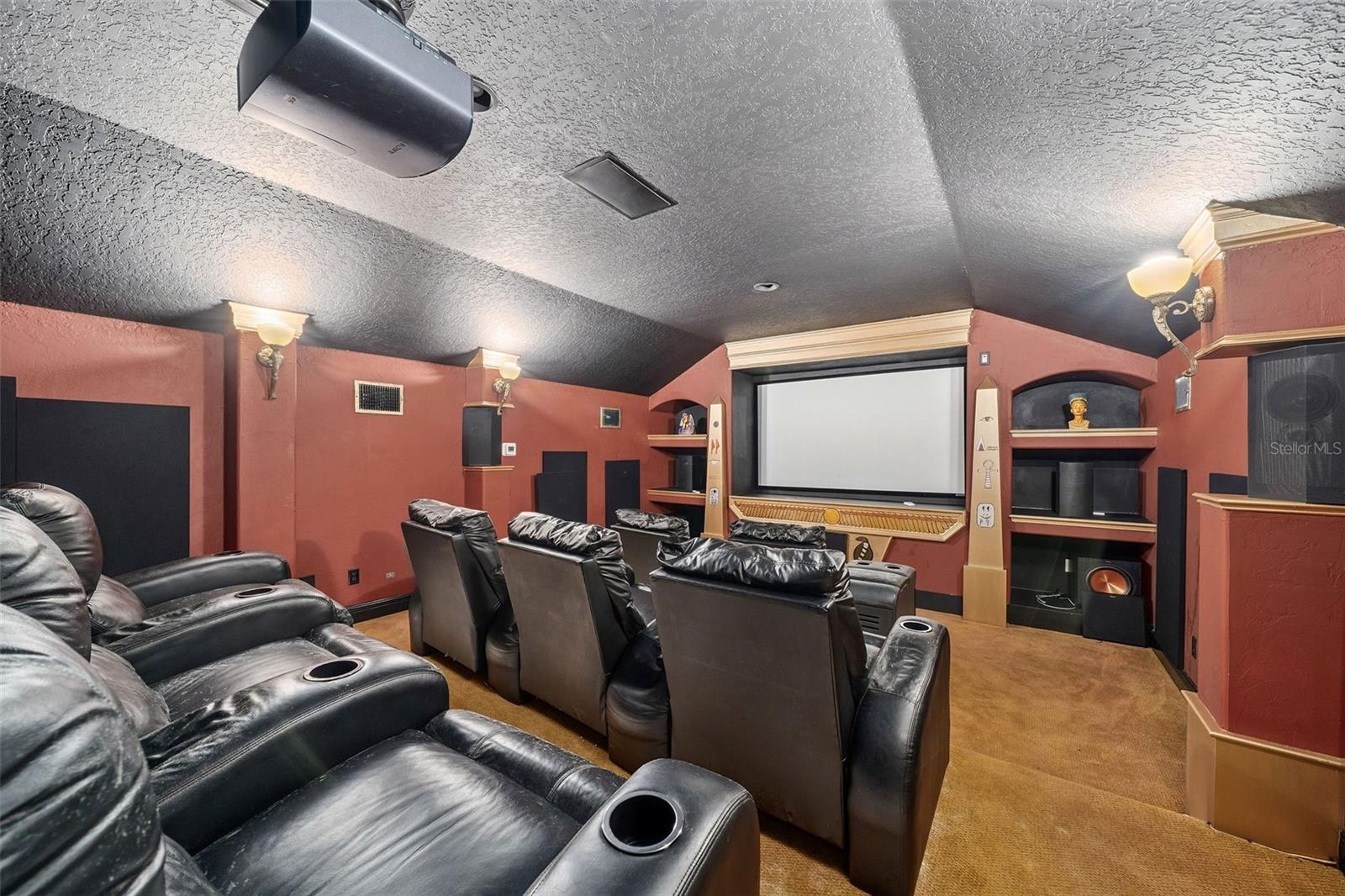 KEENES POINTE - Residential