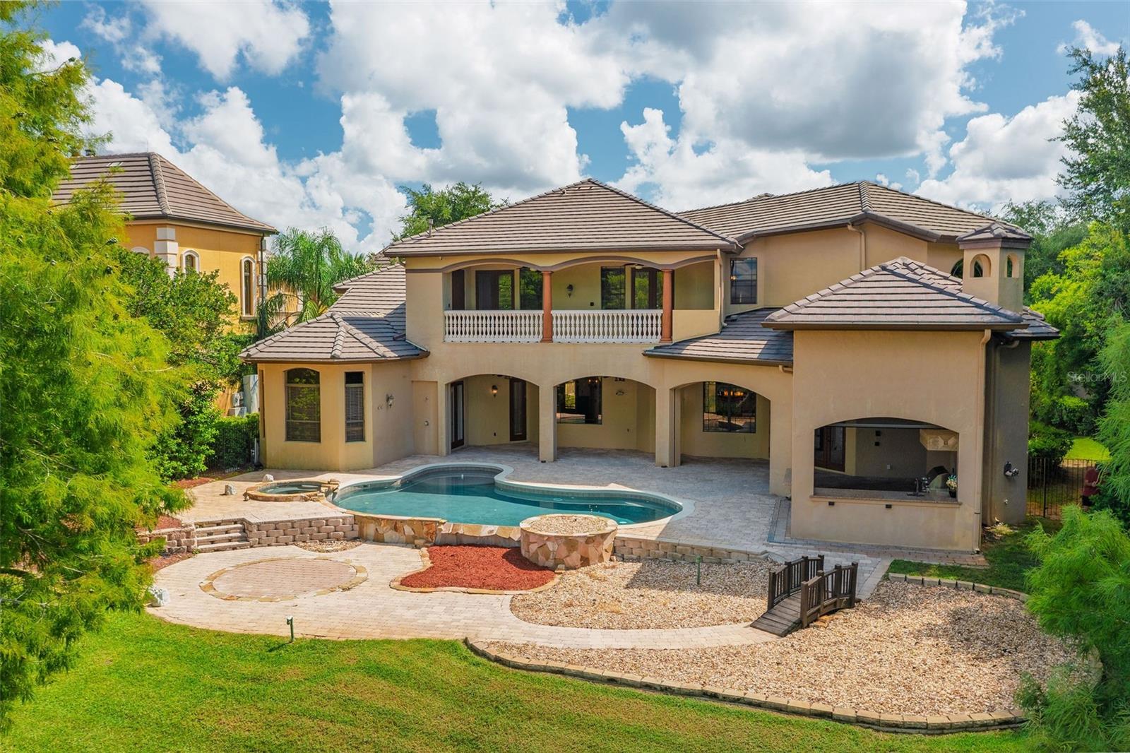 KEENES POINTE - Residential