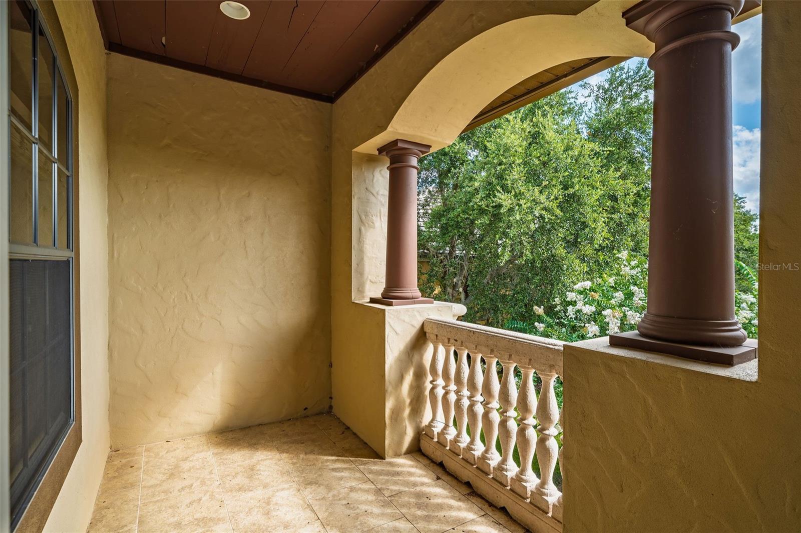 KEENES POINTE - Residential