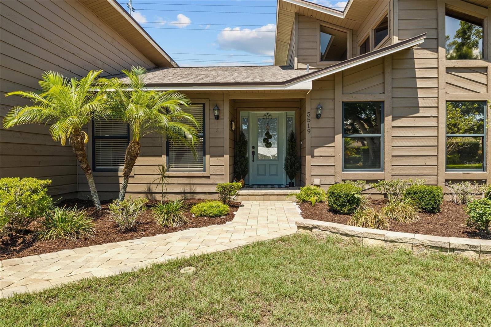 5519 CLUB HILL W