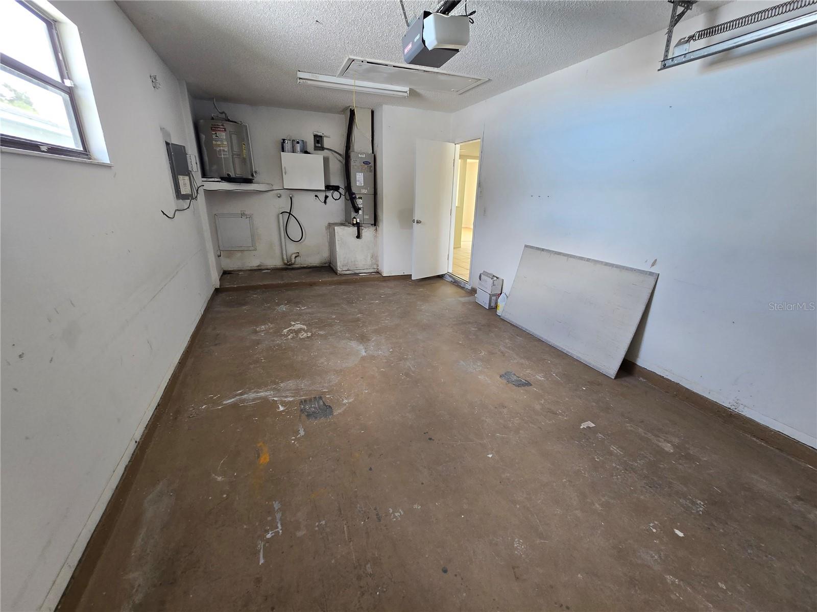 SHADOW RIDGE - Residential Lease
