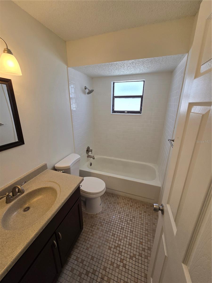 SHADOW RIDGE - Residential Lease